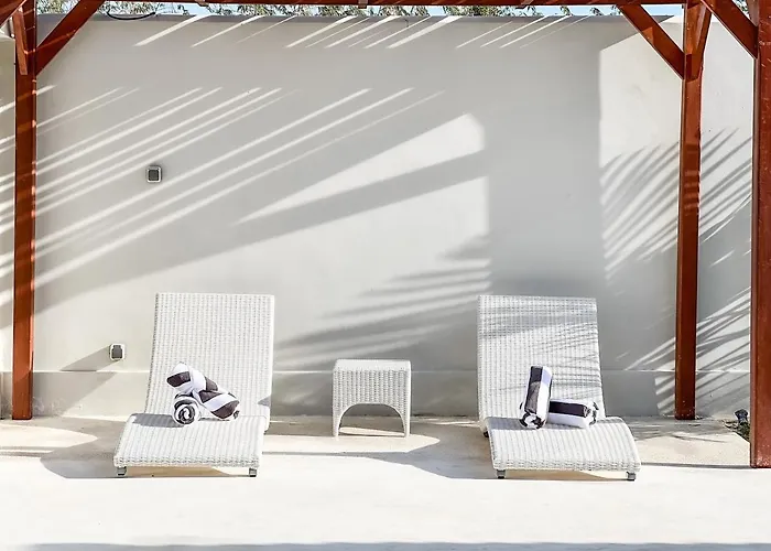 Moana & Bingin Villa Uluwatu (Bali)